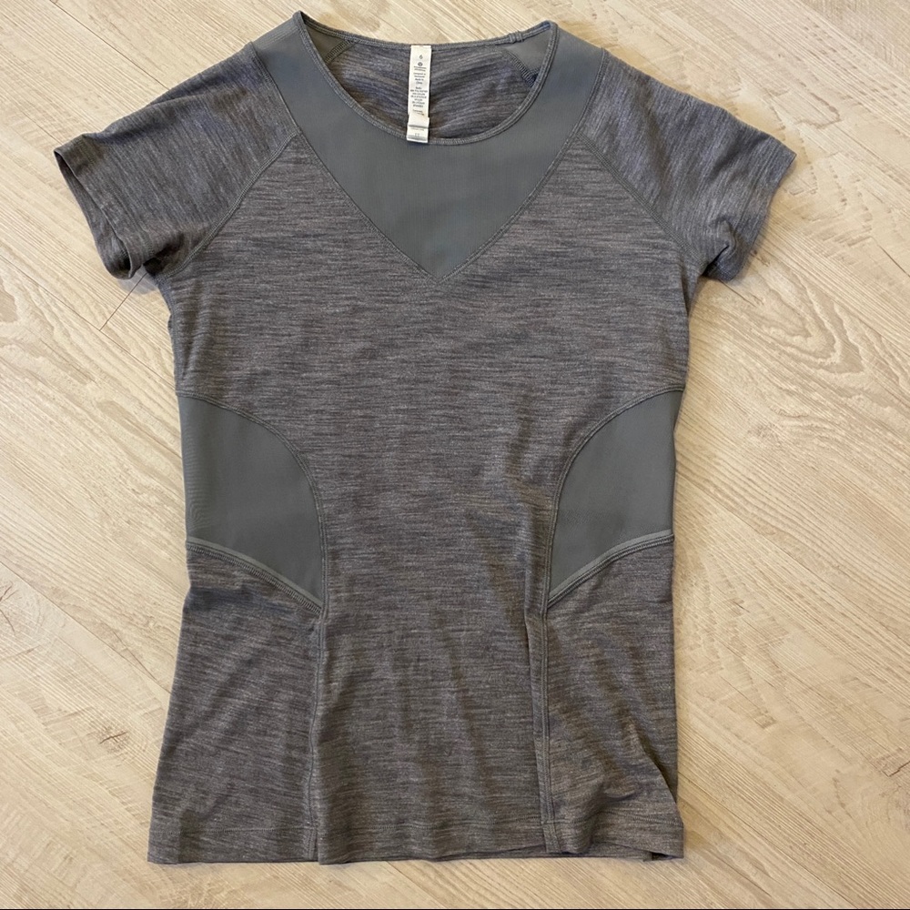 Lululemon t-shirt with mesh at neck and waist